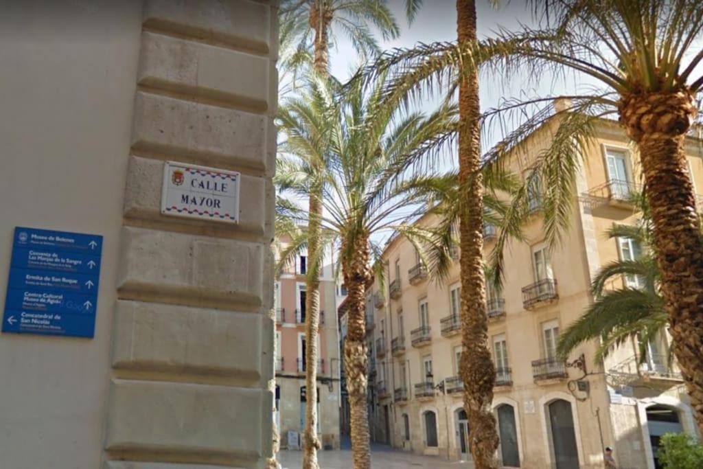 Calle Mayor Next To Beach 阿利坎特 外观 照片